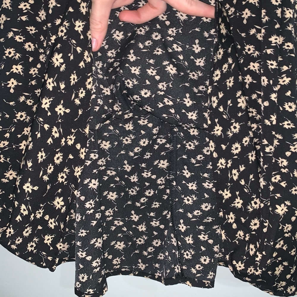 SHEIN Size Small floral dress off the shoulder - Picture 7 of 10